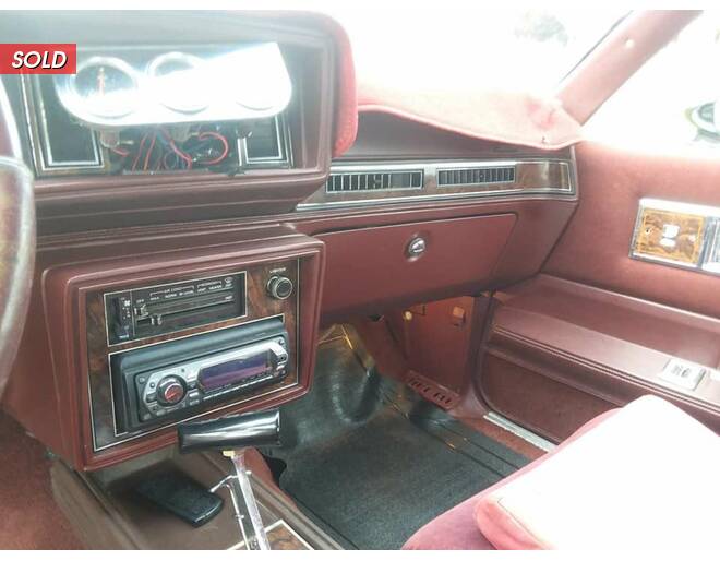 1984 Oldsmobile Cutlass SUPREME Passenger at Hartleys Auto and RV Center STOCK# WF357175 Photo 18