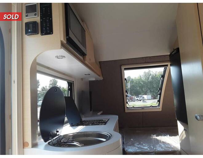 2021 nuCamp TAB 400 Travel Trailer at Hartleys Auto and RV Center STOCK# TCF001622 Photo 13