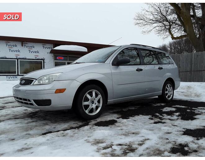 2005 Ford Focus SE Passenger at Hartleys Auto and RV Center STOCK# 254550 Exterior Photo
