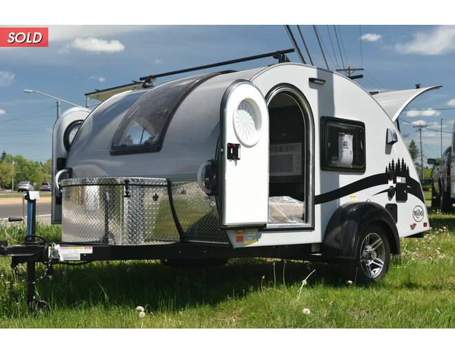 2021 nuCamp TAG TAG XL Travel Trailer at Hartleys Auto and RV Center STOCK# 13RT3608 Photo 8