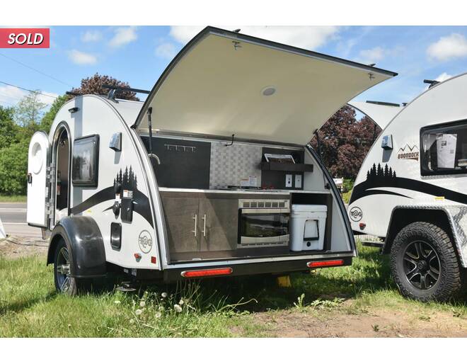 2021 nuCamp TAG TAG XL Travel Trailer at Hartleys Auto and RV Center STOCK# 13RT3608 Photo 10