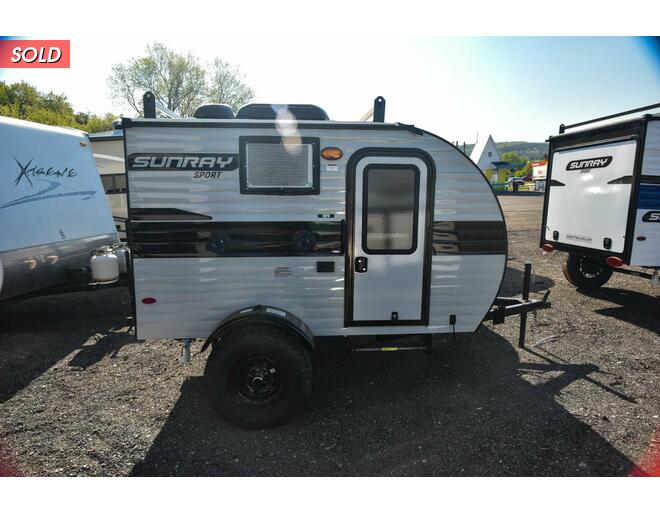 2021 Sunset Park SunRay 109 Travel Trailer at Hartleys Auto and RV Center STOCK# 13RT004217 Photo 3