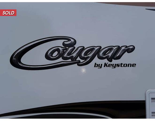 2014 Keystone Cougar 320QBS Fifth Wheel at Hartleys Auto and RV Center STOCK# SH501921 Photo 20