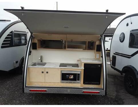 2022 nuCamp TAB 320CSS Travel Trailer at Hartleys Auto and RV Center STOCK# TCF000951 Photo 15