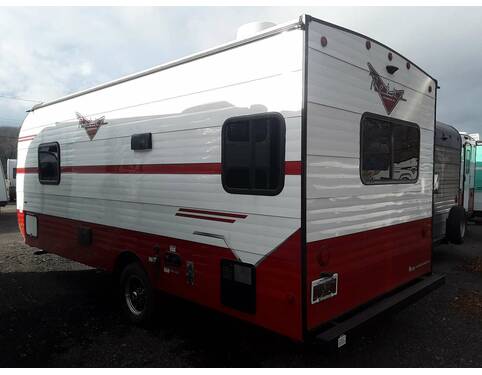 2022 Riverside RV Retro 171DRD Travel Trailer at Hartleys Auto and RV Center STOCK# NP005132 Photo 2
