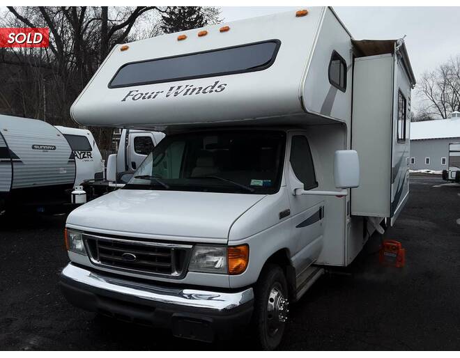 2007 Four Winds Ford E-450 31F Class C at Hartleys Auto and RV Center STOCK# CCA31287 Photo 2
