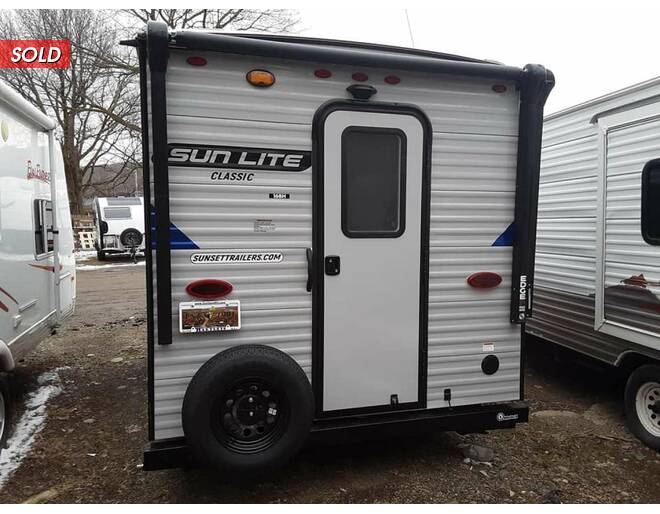 2022 Sunset Park Sun-Lite 16BH Travel Trailer at Hartleys Auto and RV Center STOCK# NP006365 Photo 16