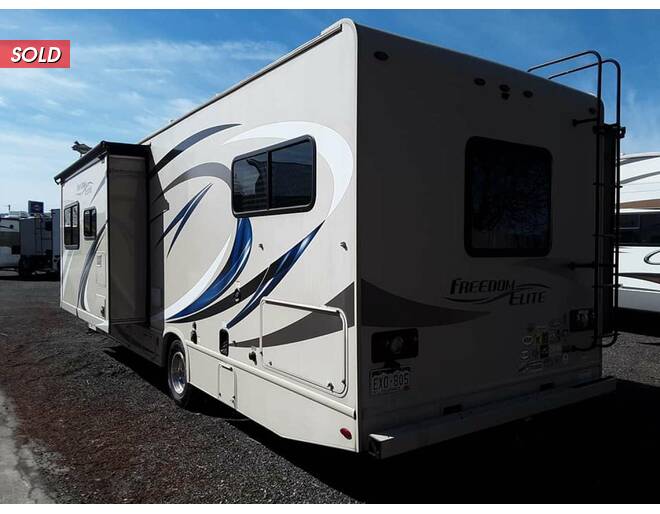 2018 Thor Freedom Elite 30FE Class C at Hartleys Auto and RV Center STOCK# CCC77107 Photo 7