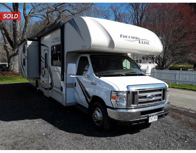 2018 Thor Freedom Elite 30FE Class C at Hartleys Auto and RV Center STOCK# CCC77107 Exterior Photo