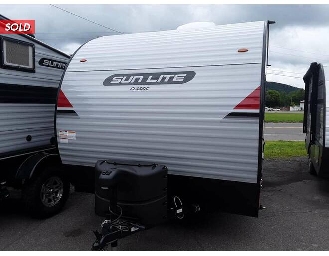 2022 Sunset Park Sun-Lite 16BH Travel Trailer at Hartleys Auto and RV Center STOCK# NP007775RT13 Photo 4