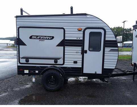 2023 Sunset Park SunRay 139T Travel Trailer at Hartleys Auto and RV Center STOCK# 008053 Photo 6