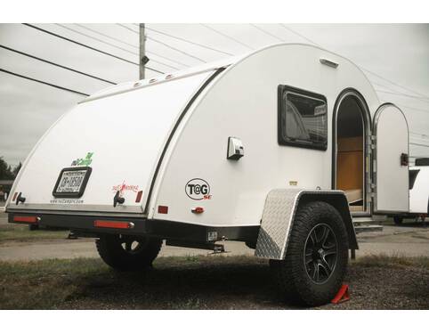 2020 nuCamp TAG XL SE BOONDOCK Travel Trailer at Hartleys Auto and RV Center STOCK# CC001010RT13 Photo 5