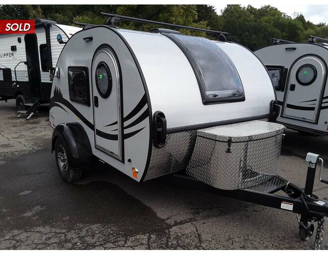 2023 nuCamp TAG TAG XL Travel Trailer at Hartleys Auto and RV Center STOCK# WF003262 Photo 10