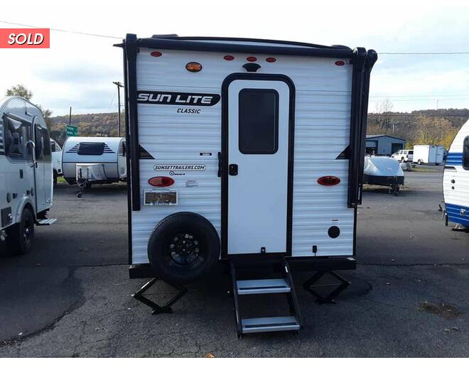 2023 Sunset Park Sun-Lite 16BH Travel Trailer at Hartleys Auto and RV Center STOCK# NP008472 Photo 5