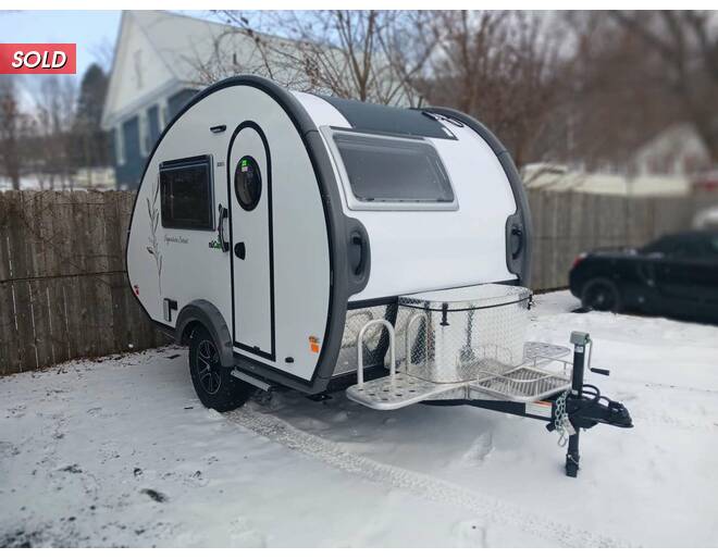 2023 nuCamp TAB 320S LEAF AND LINEN Travel Trailer at Hartleys Auto and RV Center STOCK# 004599 Photo 33