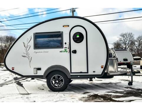 2023 nuCamp TAB 320S LEAF AND LINEN Travel Trailer at Hartleys Auto and RV Center STOCK# 004600RT13 Photo 2