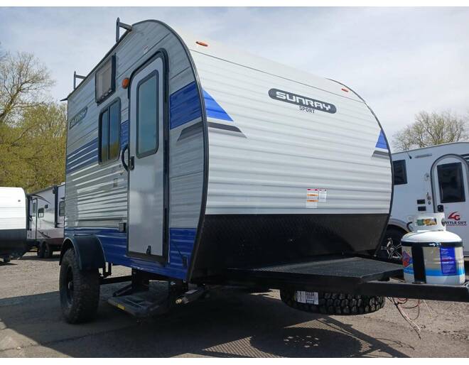 2023 Sunset Park SunRay 129 Travel Trailer at Hartleys Auto and RV Center STOCK# NP009129 Photo 3
