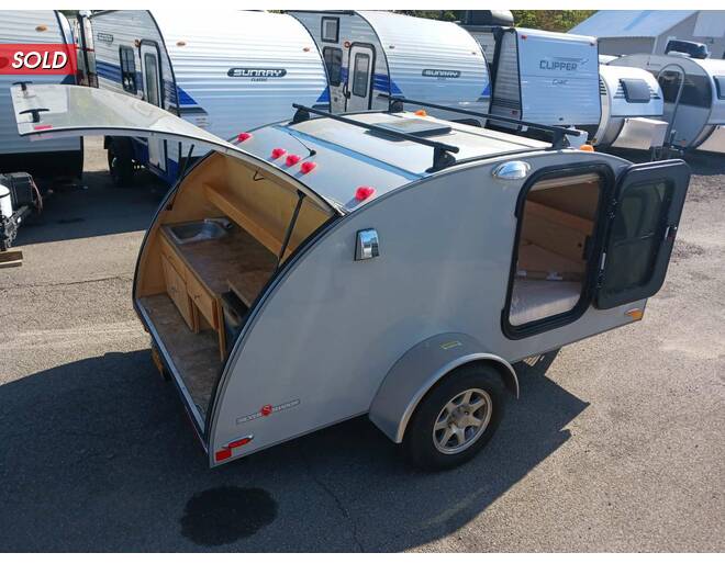 2015 Little Guy Intl Silver Shadow 6 X 10 Travel Trailer at Hartleys Auto and RV Center STOCK# CC000450 Photo 21