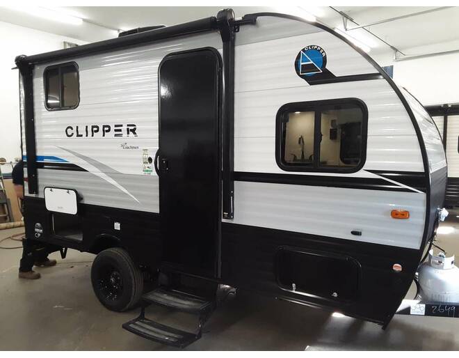 2023 Coachmen Clipper 3K Series 15CBH Travel Trailer at Hartleys Auto and RV Center STOCK# DLL133538RT13 Photo 12