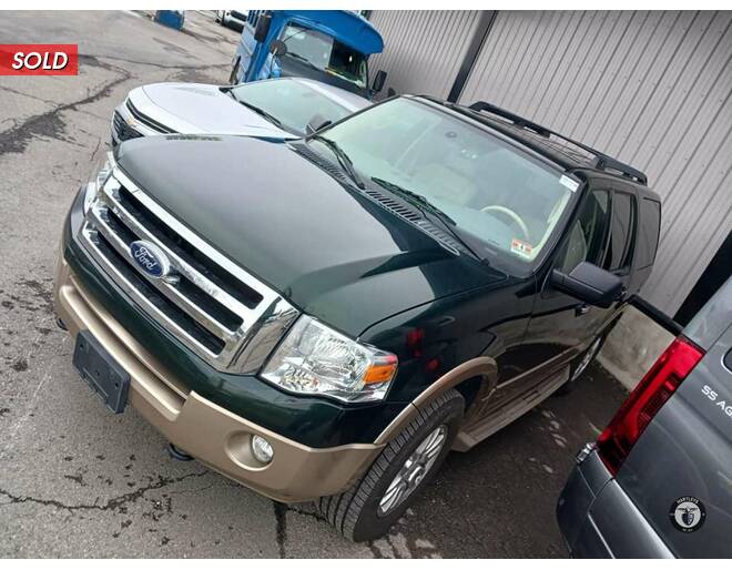 2013 Ford Expedition XLT 4X4 SUV at Hartleys Auto and RV Center STOCK# CFCUF11133 Photo 7