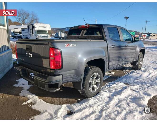 2017 Chevrolet Colorado Crew Cab 4WD Z71 Pickup Truck at Hartleys Auto and RV Center STOCK# CFCU301498 Photo 7