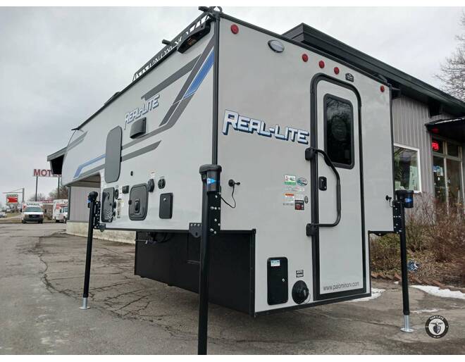 2024 Palomino Real-Lite Hard Side 1803 Truck Camper at Hartleys Auto and RV Center STOCK# 118610 Photo 31