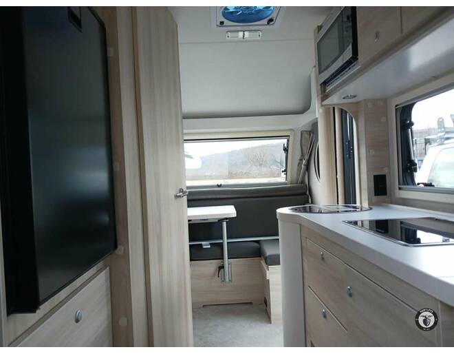 2024 nuCamp RV TAB 400 Classic 400 BUNK Travel Trailer at Hartleys Auto and RV Center STOCK# 006290RT11 Photo 13