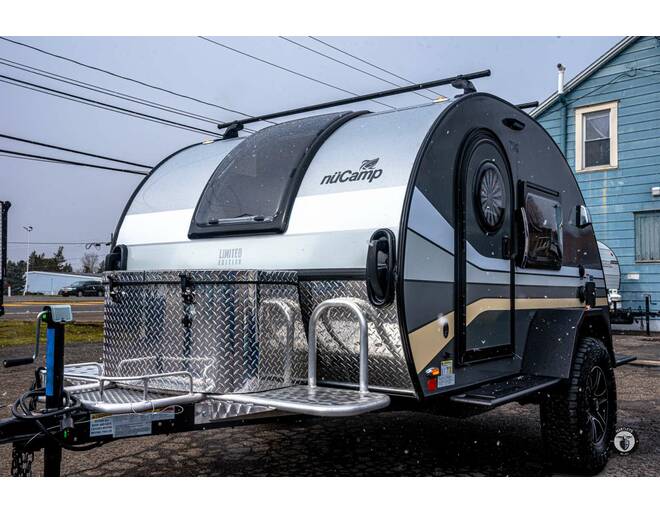 2024 nuCamp TAG TAG XL LIMITED EDITION Travel Trailer at Hartleys Auto and RV Center STOCK# 006491RT13 Photo 7