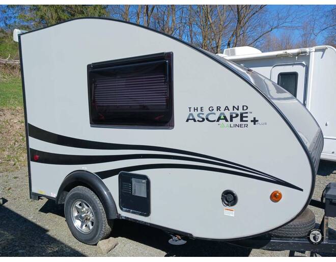 2023 Aliner Grand Ascape PLUS Travel Trailer at Hartleys Auto and RV Center STOCK# CC007992 Photo 2